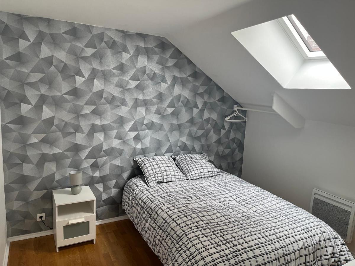 Coeur De Bouchon Apartment Troyes Bagian luar foto