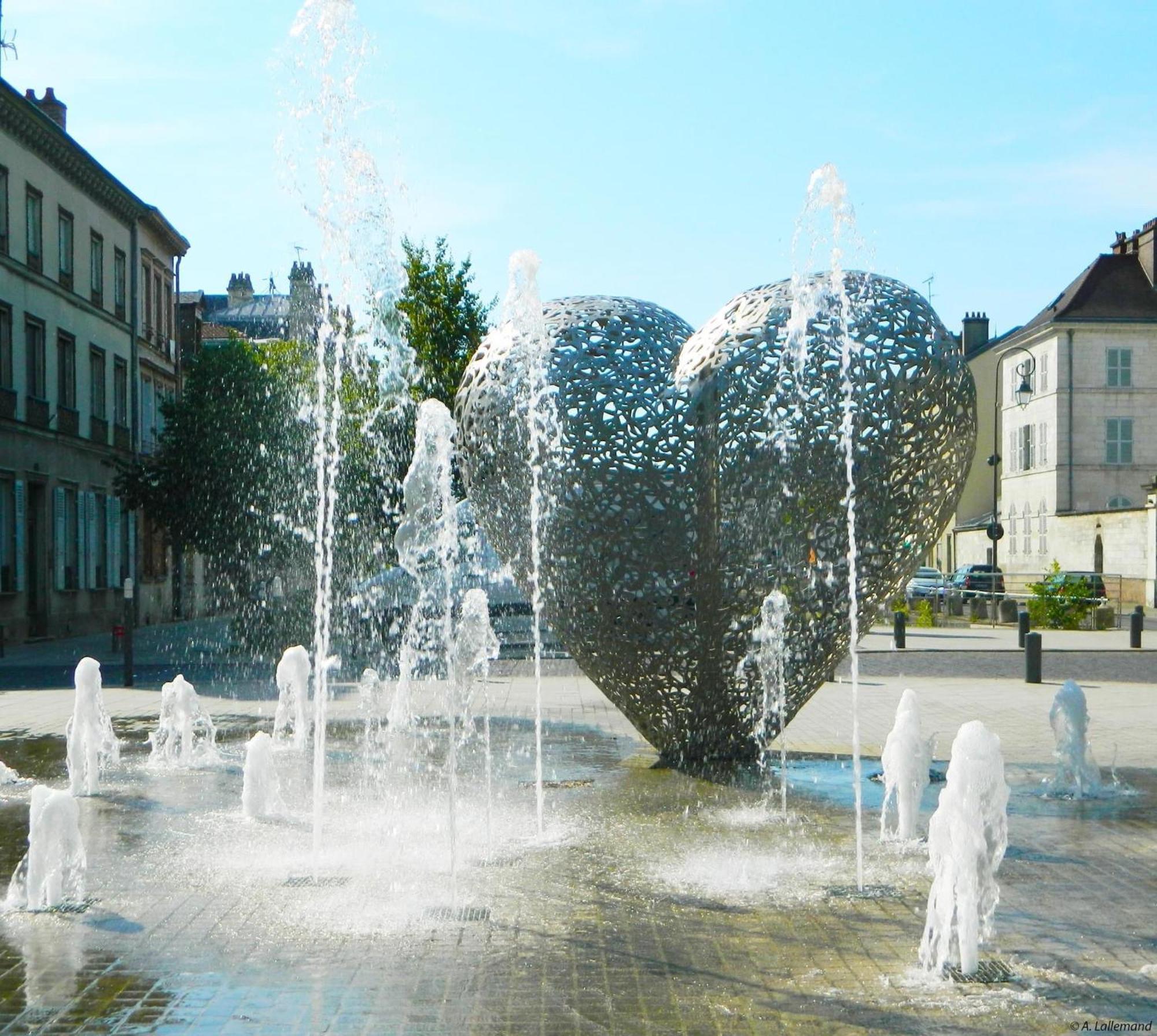 Coeur De Bouchon Apartment Troyes Bagian luar foto